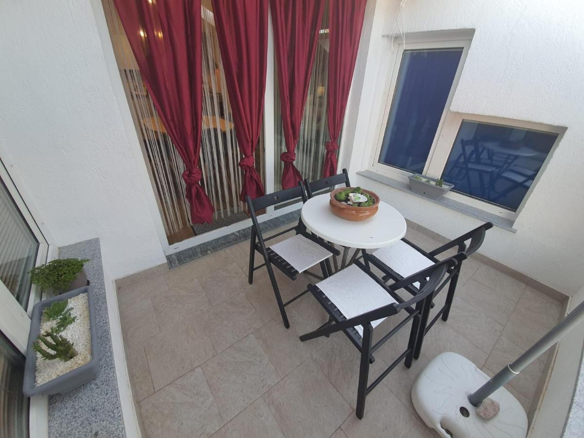 Apartment D Free Parking & Wifi, Walking Distance To Centrum Zadar Exterior photo